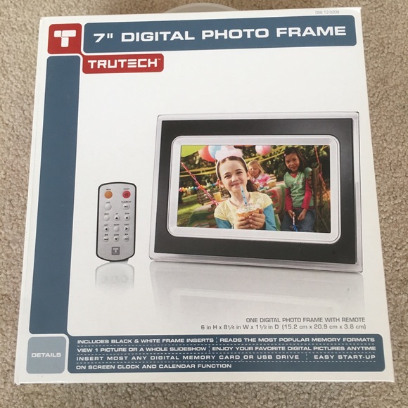 TruTech 7” Digital Photo Frame w/Remote - Picture 2 of 6